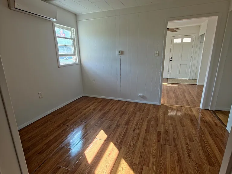 805 Front St #RIGHT - 1ST FL — Photo 6