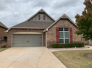 3404 W Queens St, Broken Arrow, OK 74012