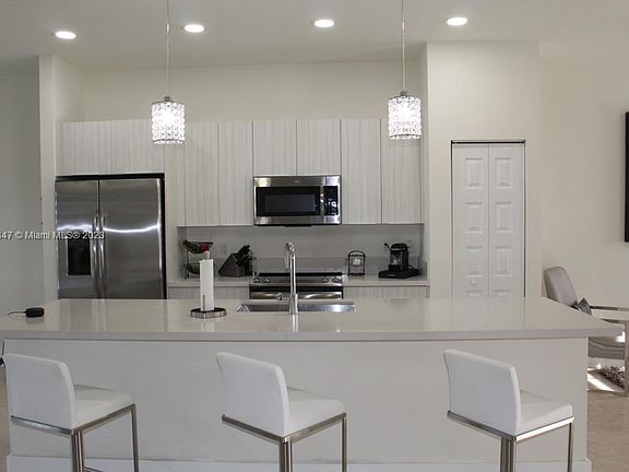 4th image of 8015 N 104th Ave #23