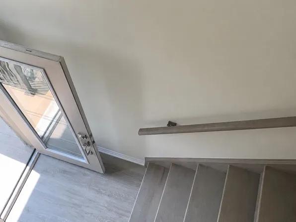 185 Bedrock Dr #54, Hamilton, ON L8J 0M5