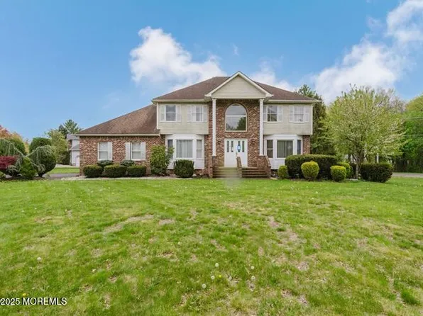 1 Alexander Drive, Monroe, NJ 08831