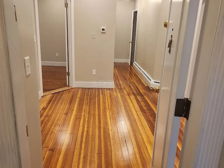53 Albion St #1 — Photo 7