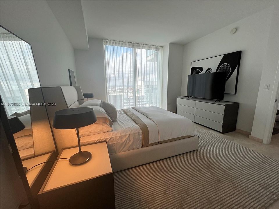 1st image of 88 SW 7th St APT 2404