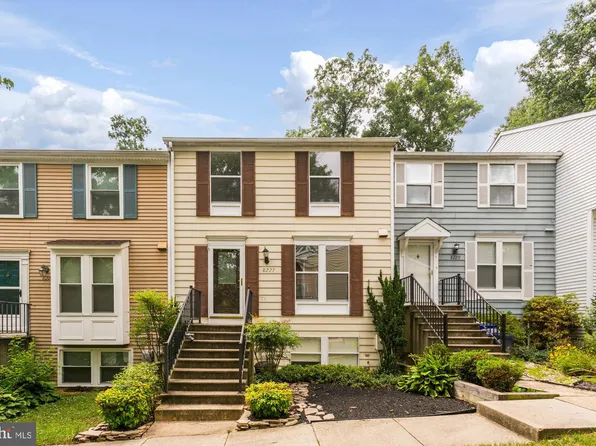 8227 Cambridge Ct, Jessup, MD 20794