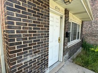 6743 S Champlain Ave, Chicago, IL 60637