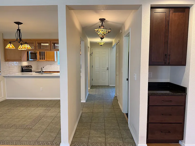 10001 NE 12th St #116 — Photo 12