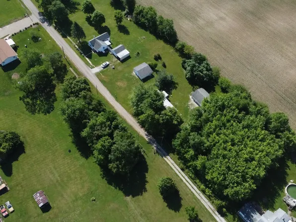 8739 E Turner Hwy, Astoria, IL 61501