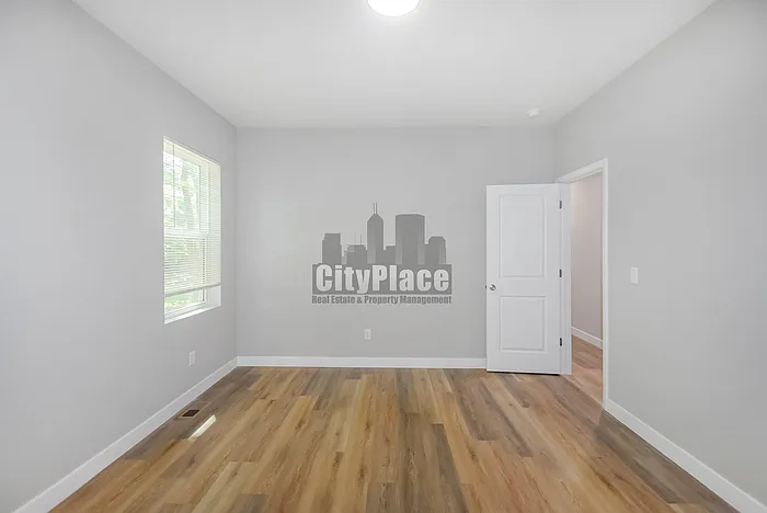 1722 Ingram St #A — Photo 15