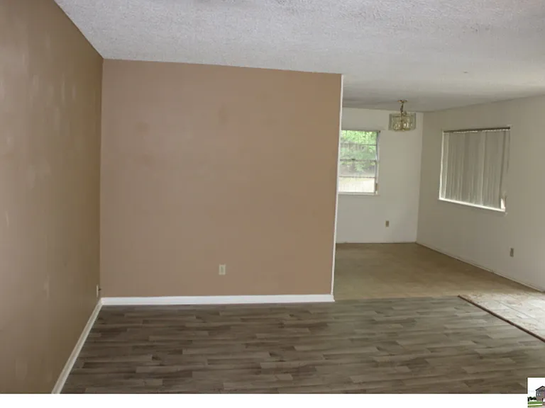 632 Manning Dr — Photo 18