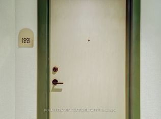 181 Sterling Rd #1221, Toronto, ON M6R 0B2