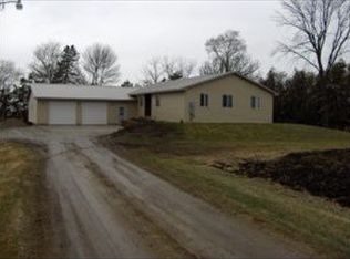 33797 820th Ave, Ellendale, MN 56026