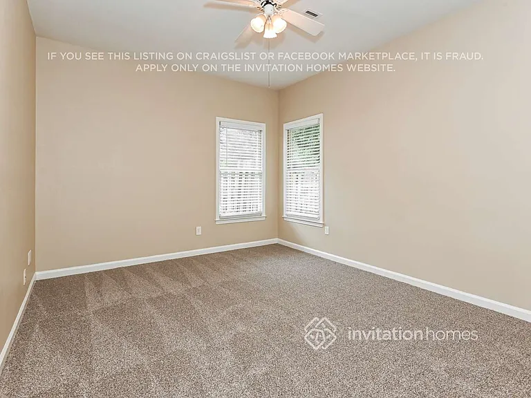 2025 Fairway Close Ter — Photo 13