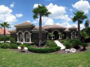 12828 Grand Traverse Dr, Dade City, FL 33525