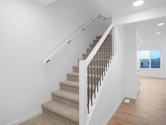 5th image of 1430 Aster Way NW #32