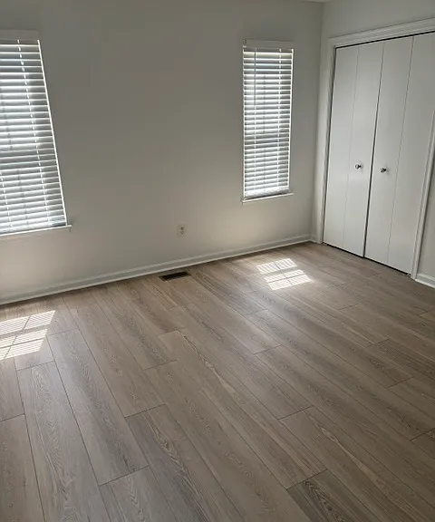2221 Powhatan Ave — Photo 4