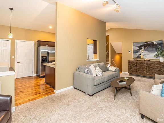5th image of 3240 Olde Hickory Pl