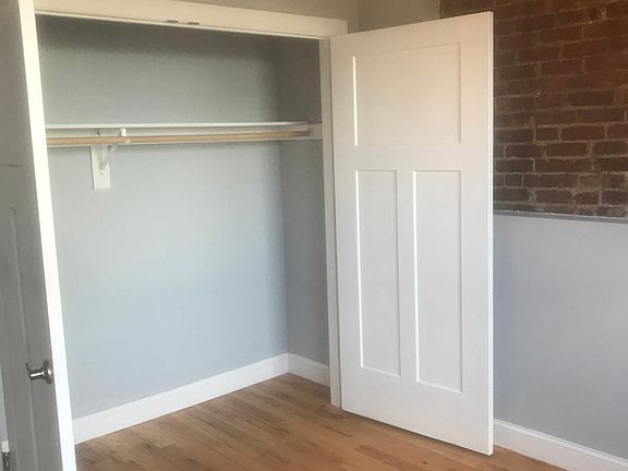 3rd image of 44 Clifton Pl #2C