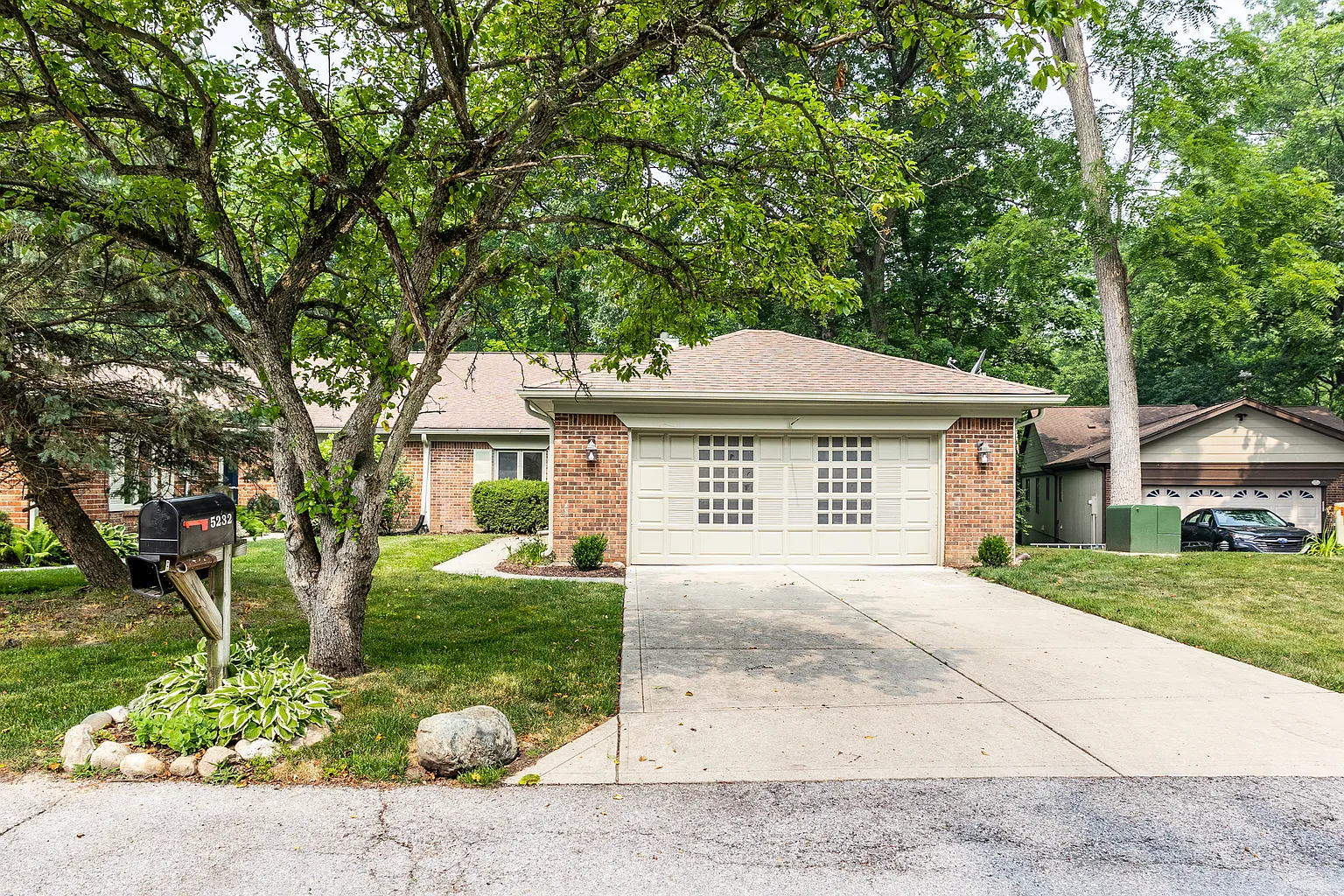5232 Fawn Hill Ter photo 1