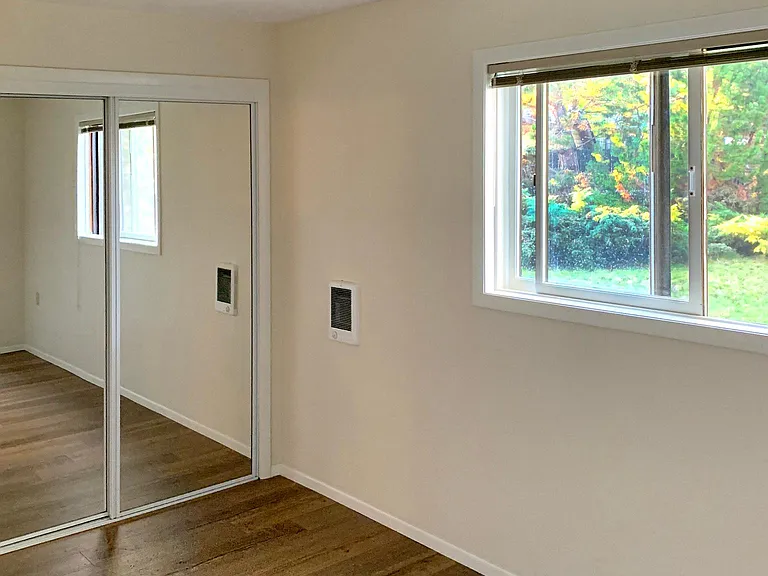 2310 Benton Ave — Photo 15