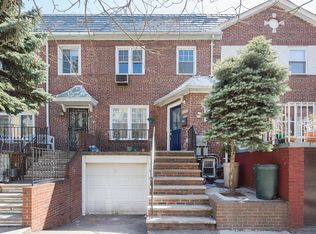 3323 29th St, Astoria, NY 11106