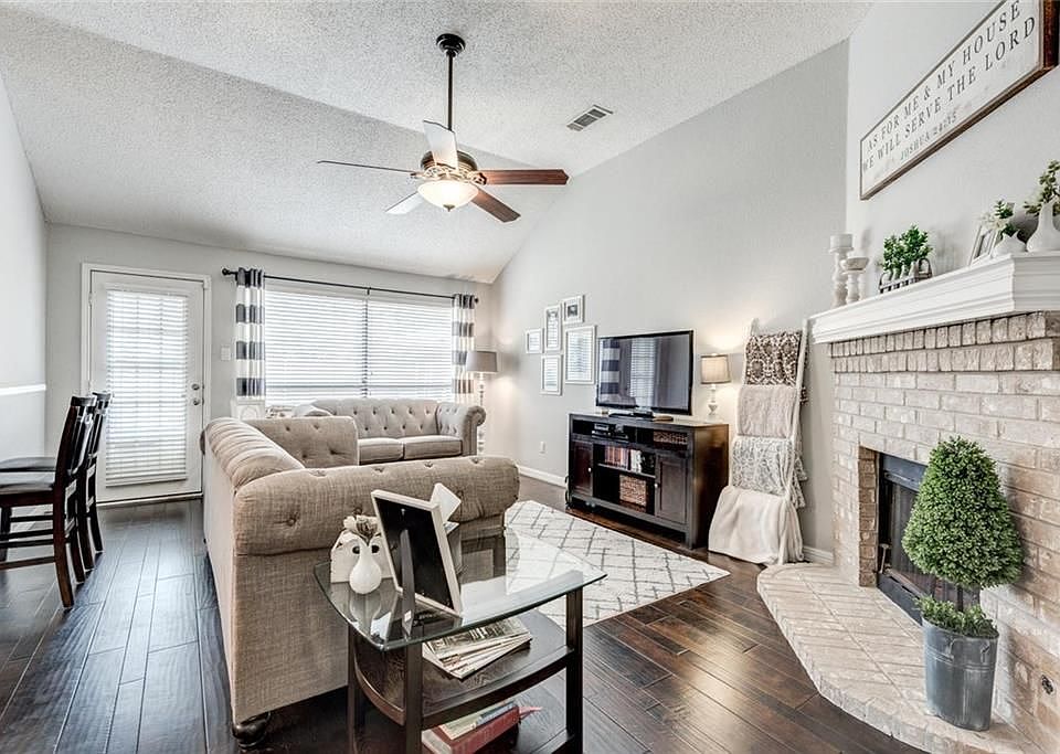 1st image of 604 Teakwood Dr