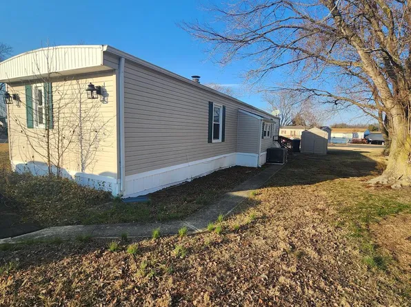 302 Arizona Ave, Williamstown, NJ 08094