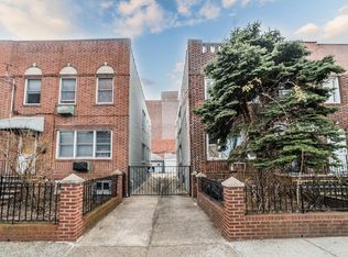 1404 30th Ave, Astoria, NY 11102
