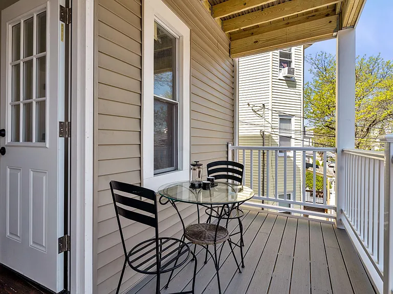 16 Otis St #U2 — Photo 13