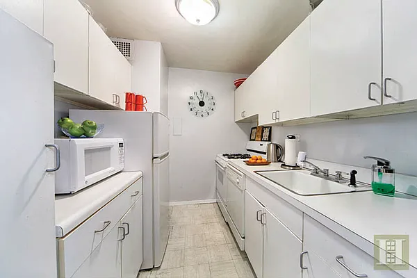 Sold by Halstead Real Estate | media 16