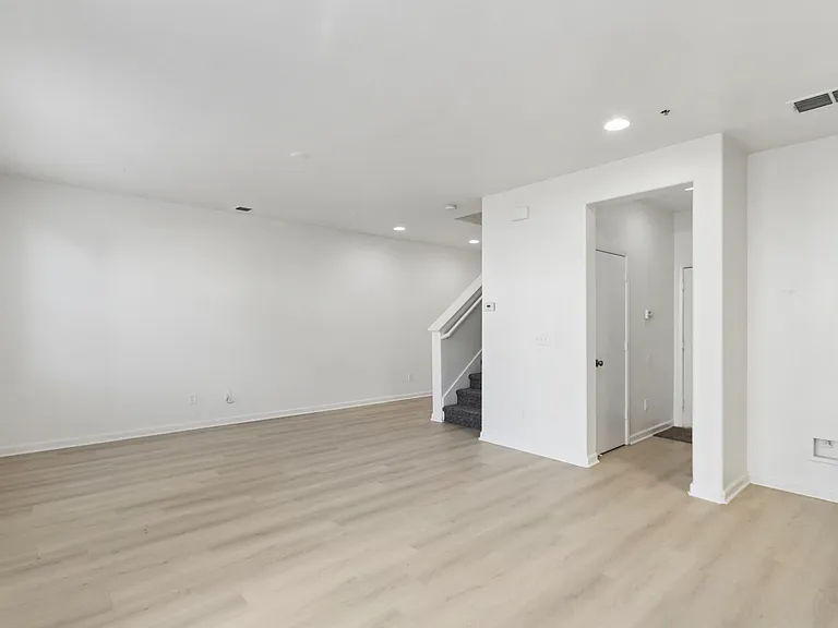 8897 Robbins Rd — Photo 5