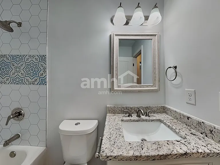 5075 Roxton Ln — Photo 15