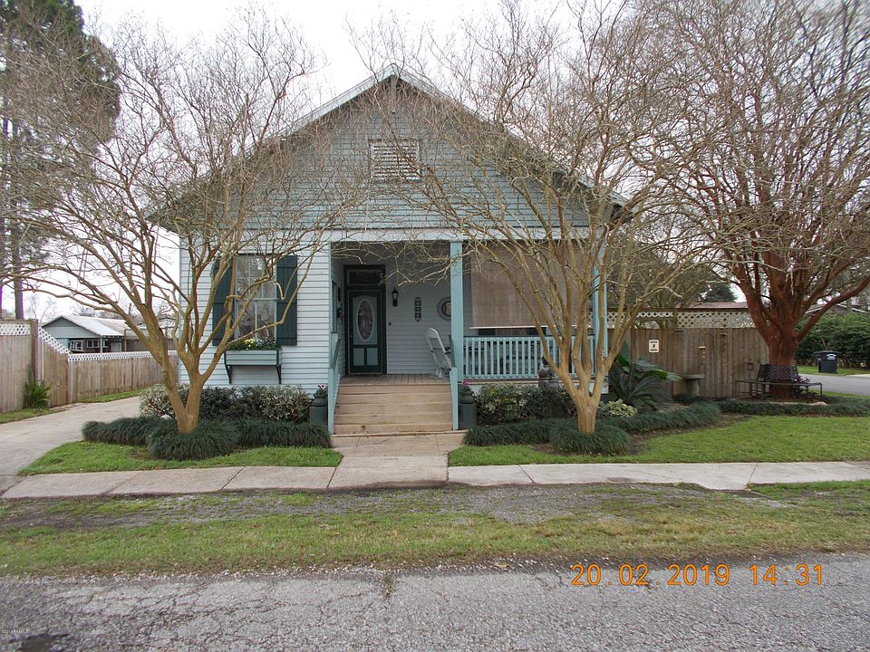 1st image of 211 S Guegnon St