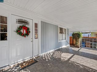 264 Safari Way #204, Martinez, CA 94553