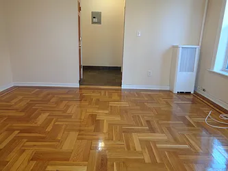 Rented by Zikos Realty Services