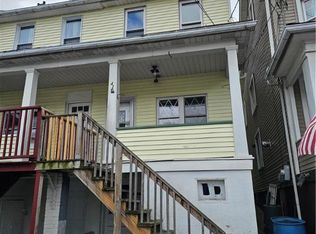42 E Water St, Lansford, PA 18232