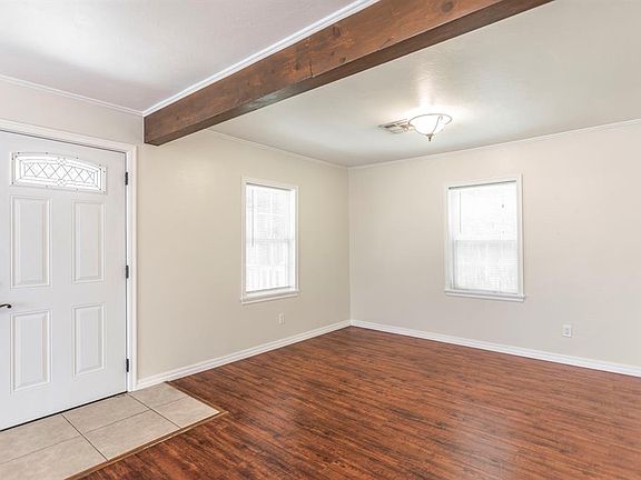 5th image of 1624 N McMillan Ave