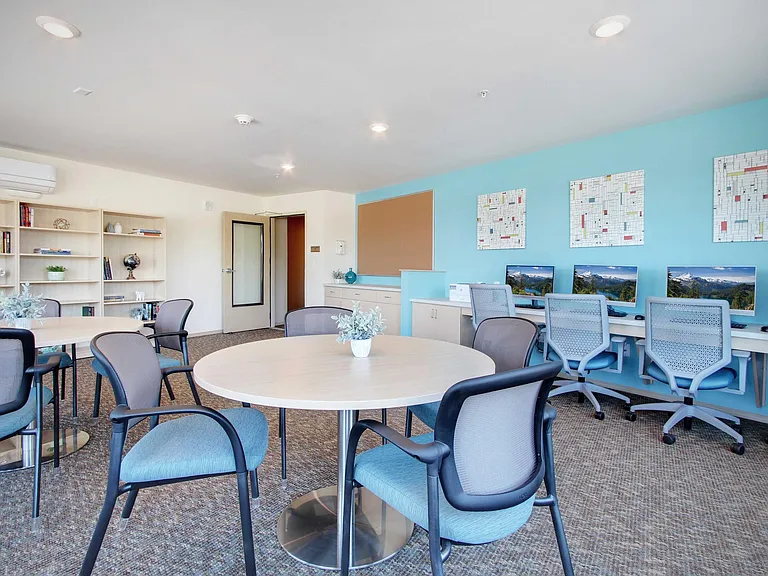 Tukwila Village Senior Living Apartments — Photo 25