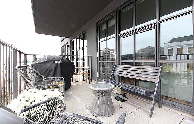 1st image of 1040 Dean St APT 516