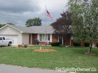 110 Green Valley Dr, Alexandria, IN 46001