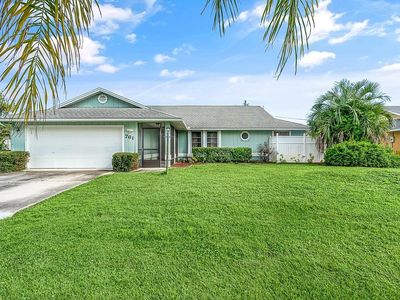 761 SE Fallon Drive, Port Saint Lucie, FL, 34983