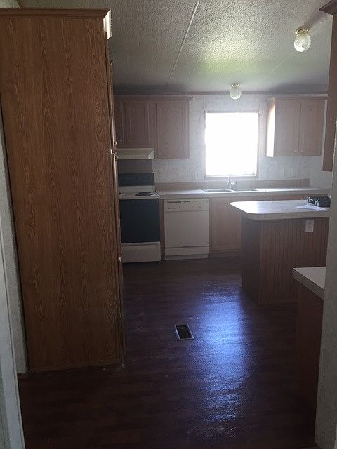 2nd image of 8559 Gulf Hwy Trlr 223