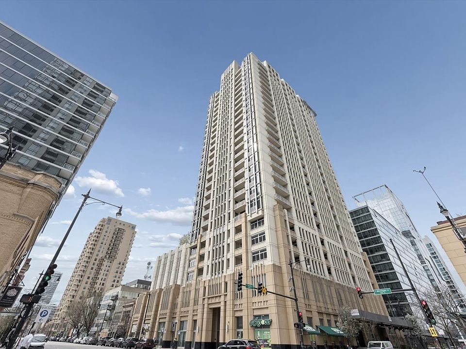 1st image of 1400 S Michigan Ave APT 1001