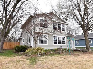 302 West Hunt AVENUE, Twin Lakes, WI 53181
