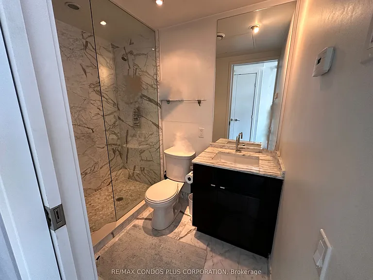 60 Colborne St #2102 — Photo 10