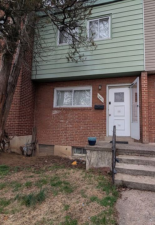 1st image of 1441 S 13th St