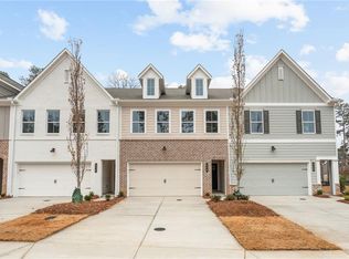 332 Colsen Dr, Acworth, GA 30102