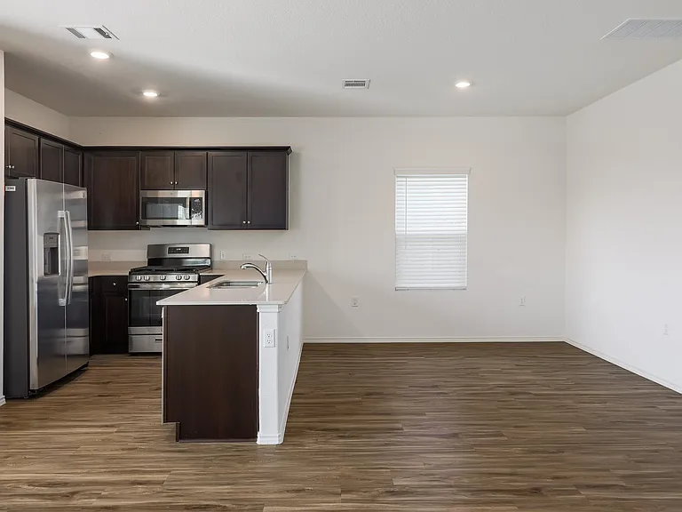 2513 Forgetmenot Ln — Photo 5