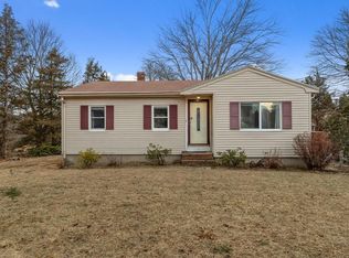 6 Willow St, Kingston, MA 02364