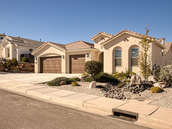 5th image of 476 S Cecita Way