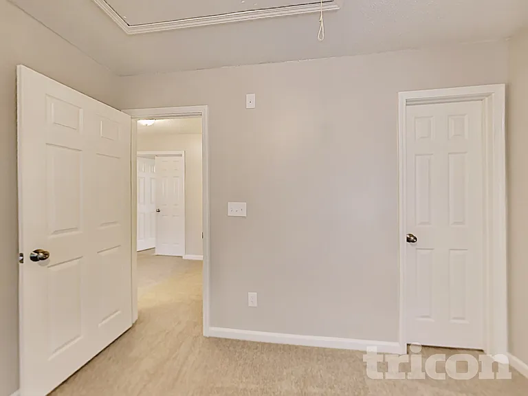 4030 Evelyn Ave — Photo 11